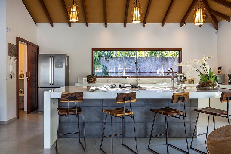 Bah243 - Spacious house close to the beach