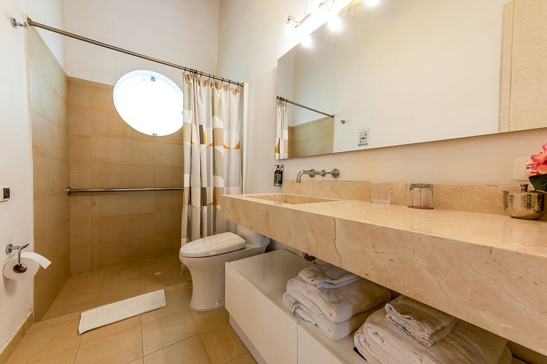 Car028 - Luxury House in Cartagena de Indias