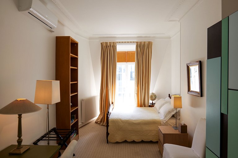 Par141 - 3 bedroom apartment with terrace