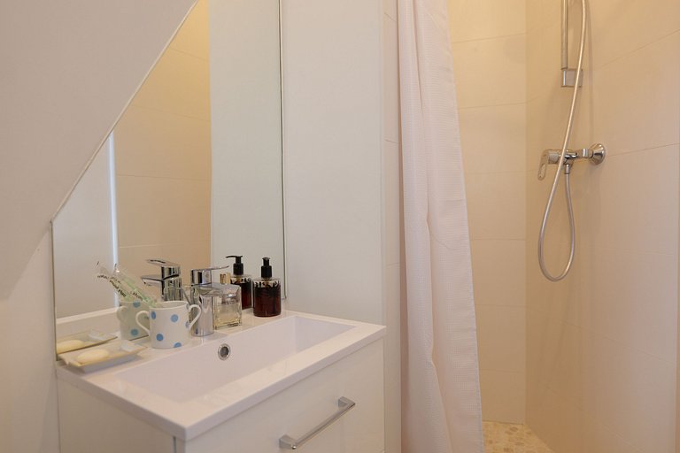 Par141 - 3 bedroom apartment with terrace