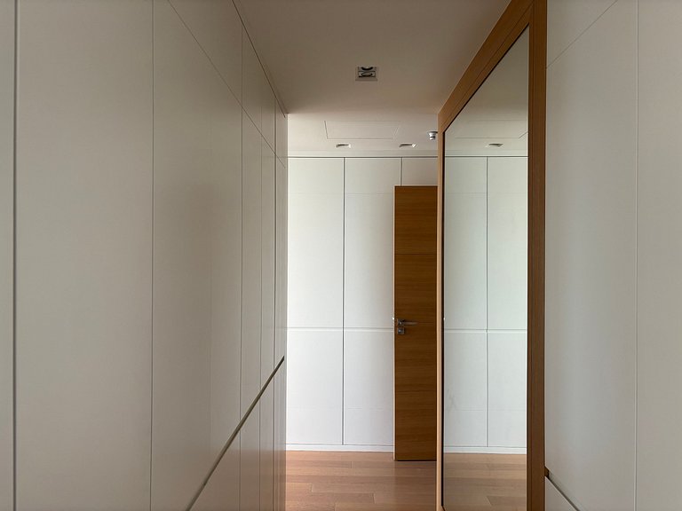 Par228 - Penthouse de 4 chambres à Muette