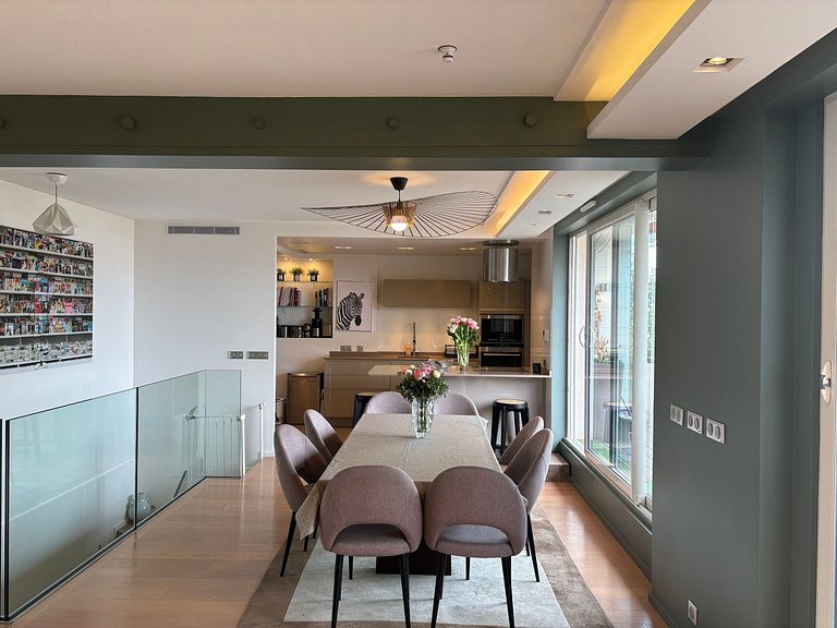 Par228 - 4 bedroom penthouse in Muette
