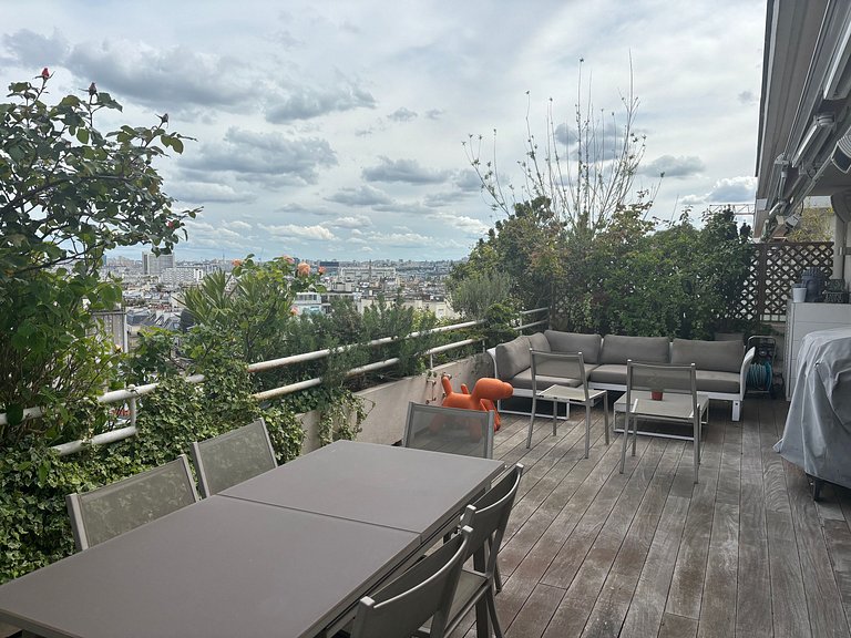 Par228 - Penthouse de 4 chambres à Muette
