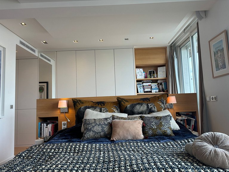 Par228 - Penthouse de 4 chambres à Muette