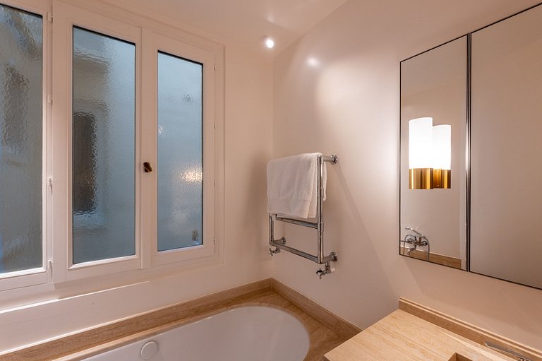 Par148 - Luxury 2 bedroom apartment