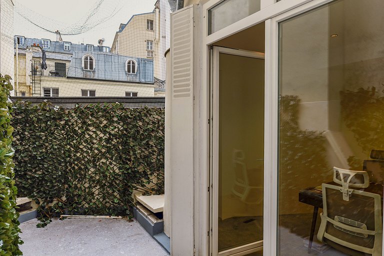 Par703 - Local de luxo no Matignon