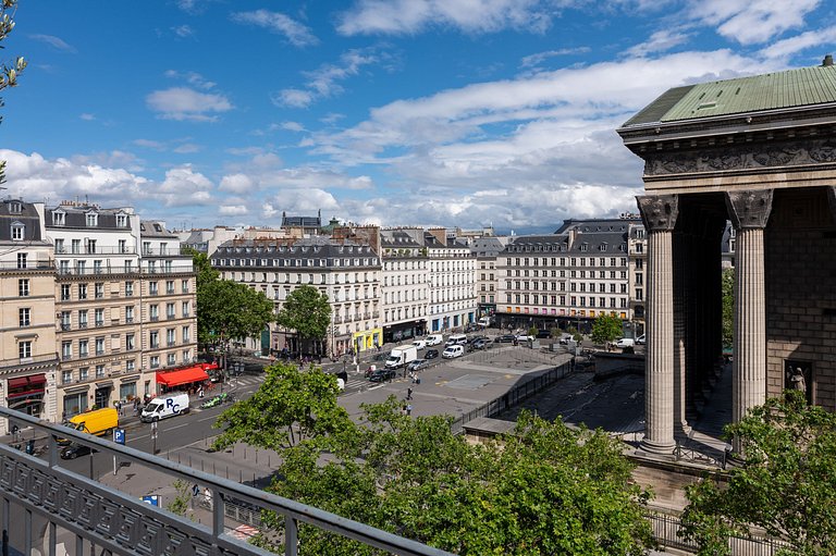 Par153 - Penthouse avec terrasse et vue