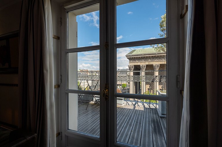 Par153 - Penthouse with terrace and view