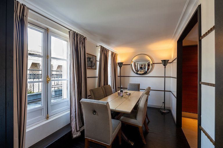 Par153 - Penthouse with terrace and view