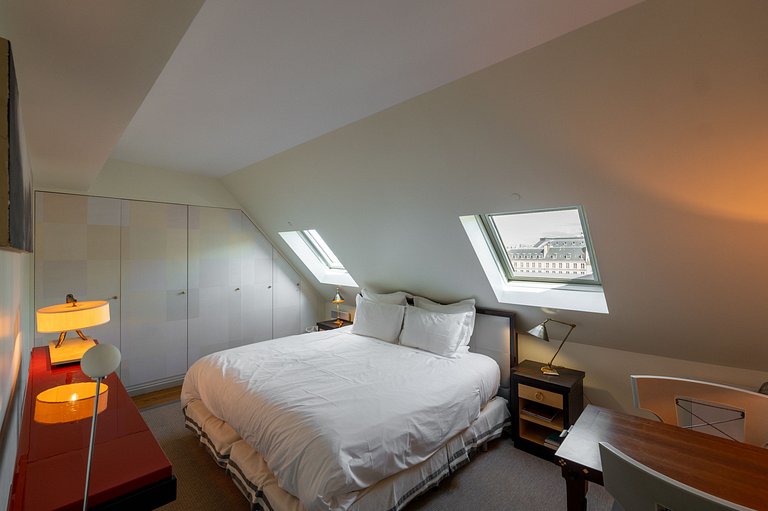 Par153 - Penthouse with terrace and view
