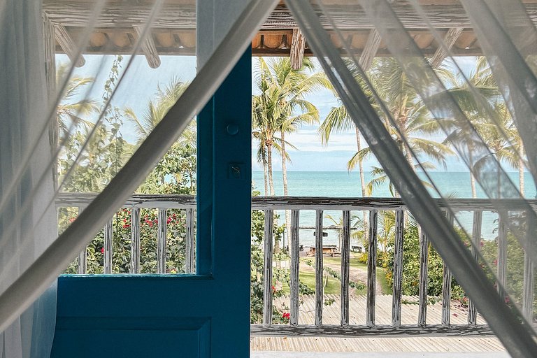 Bah231 - Beachfront House at Praia do Espelho