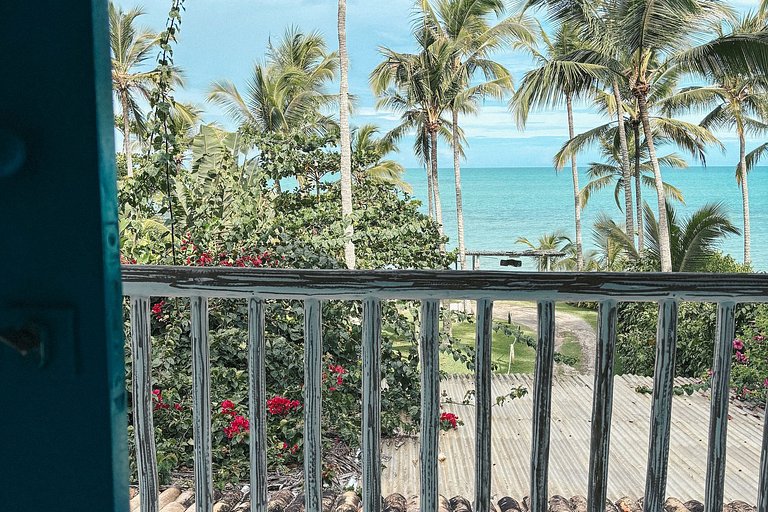 Bah231 - Beachfront House at Praia do Espelho