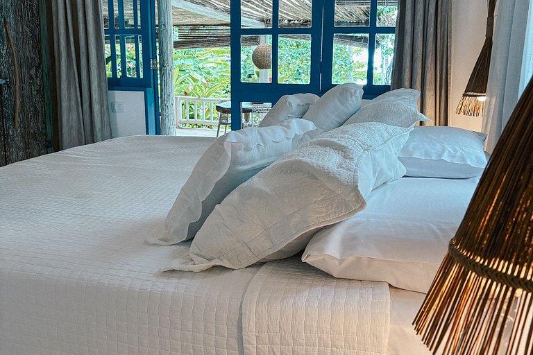 Bah231 - Beachfront House at Praia do Espelho