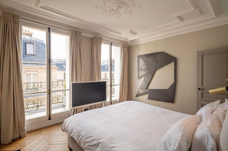 Par088 - Appartement avec terrasse avenue Marceau