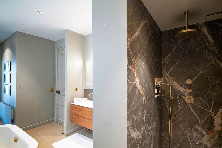 Par088 - Penthouse en avenida Marceau