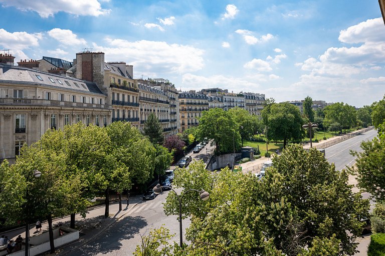 Par033 - Beautiful 3 bedroom apartment in Paris