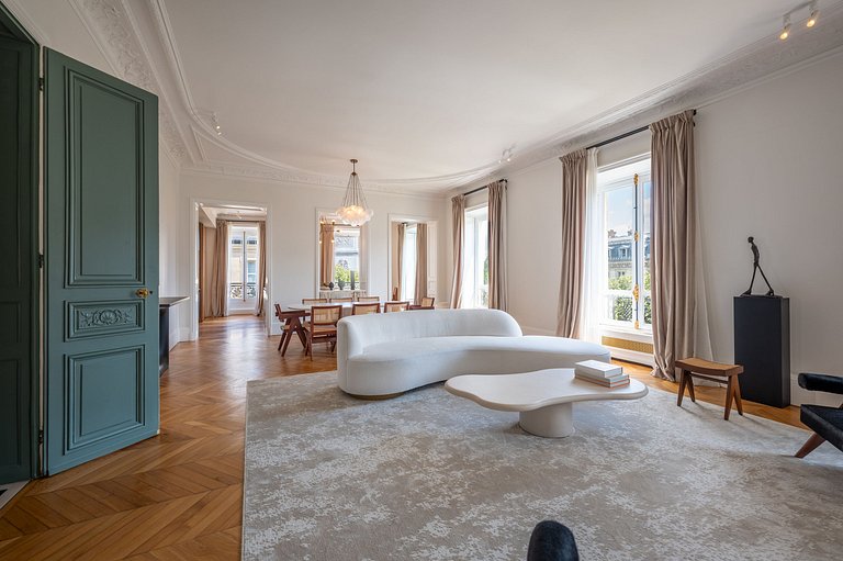 Par033 - Beautiful 3 bedroom apartment in Paris