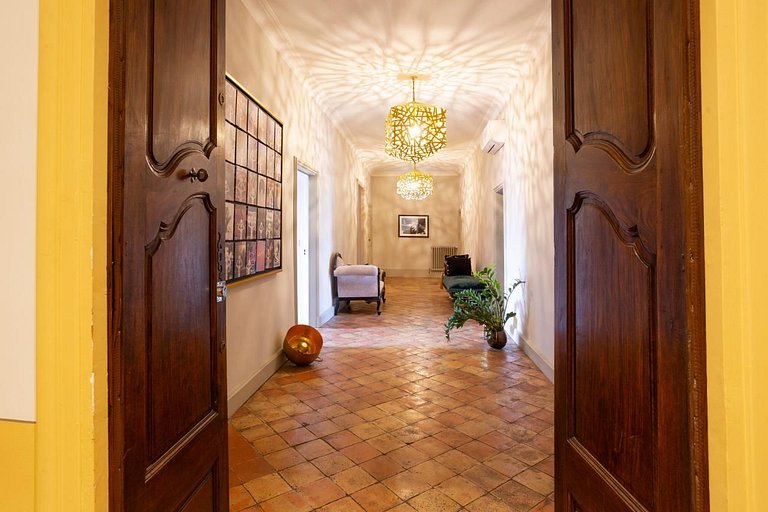 Pro004 - Appartement de 230 m² à Aix-en-Provence