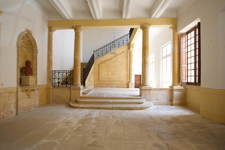 Pro004 - Appartement de 230 m² à Aix-en-Provence