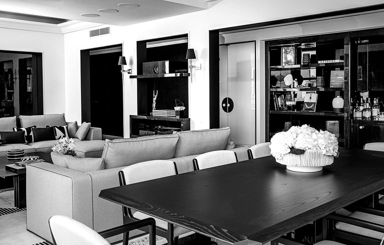 Azu060 - 1250 sqm luxury penthouse with terrace