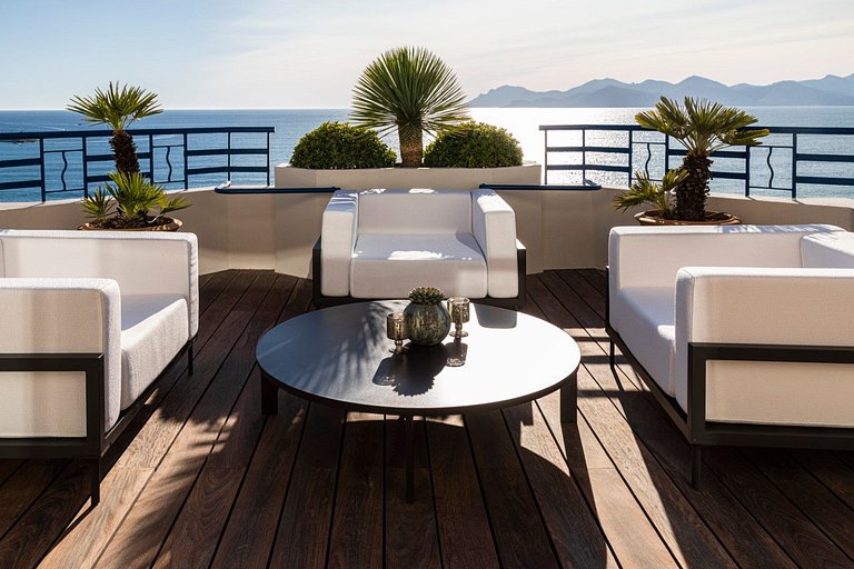 Azu060 - Penthouse de 1250 m² avec terrasse