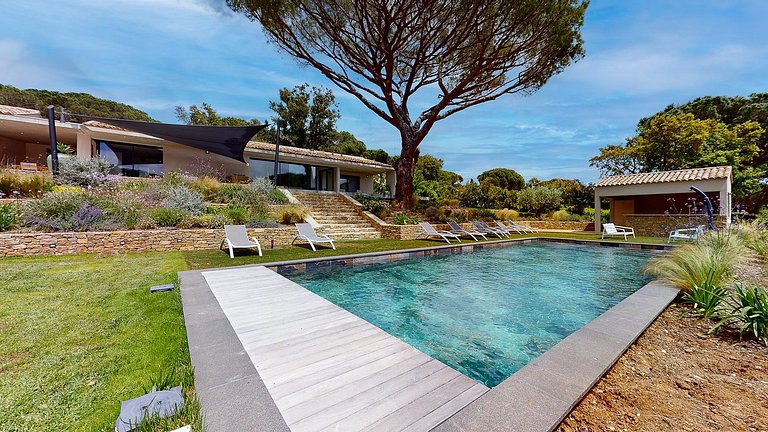 Azu080 - Casa com piscina em Saint Tropez