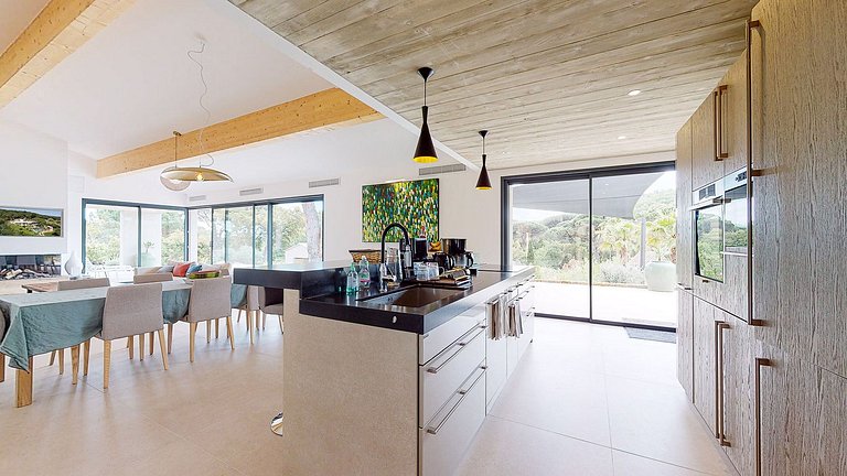 Azu080 - Villa avec piscine à Saint Tropez