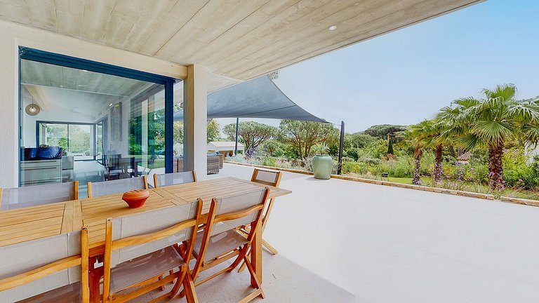 Azu080 - Casa com piscina em Saint Tropez