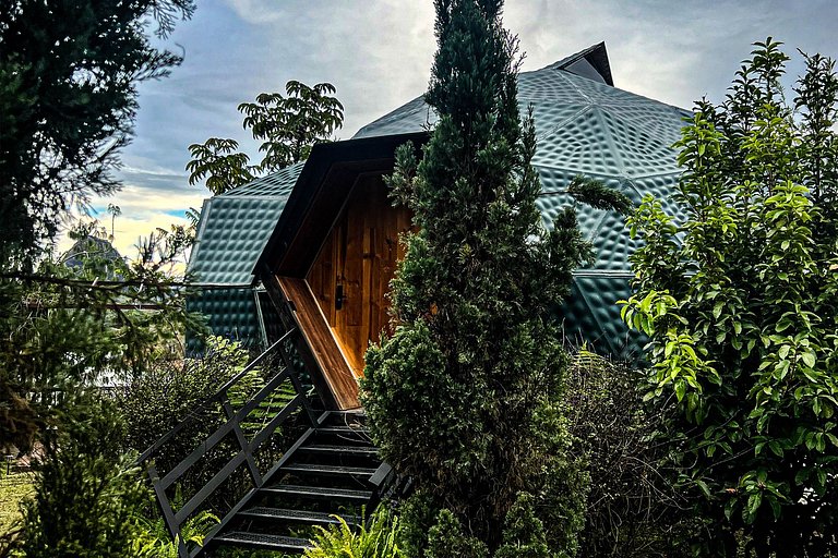 Med017 - Domo de madera con vista al lago en Guatapé