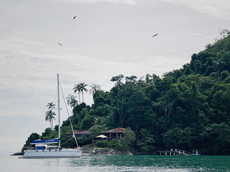 Pty015 - Private island in Paraty