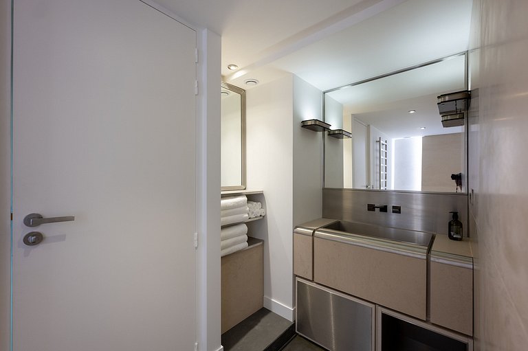 Par035 - Appartement de luxe iconique de 2 chambres