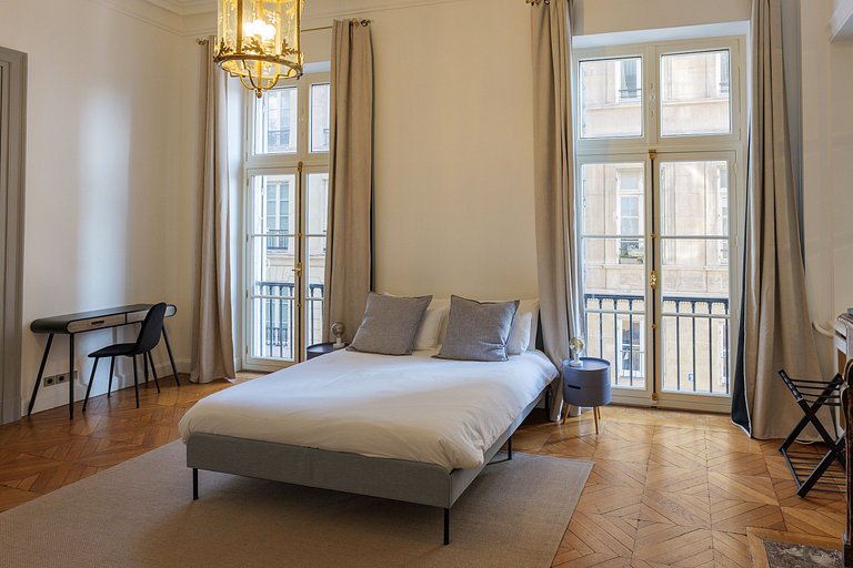 Par177 - Apartamento espaçoso na Rivoli