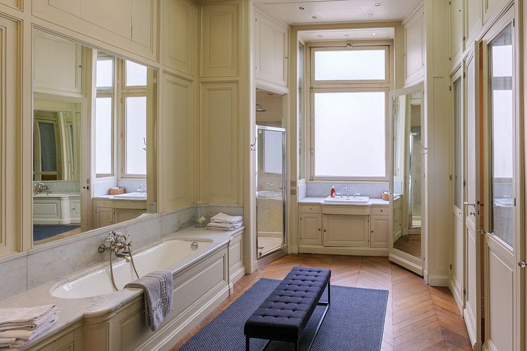 Par177 - Apartamento espaçoso na Rivoli