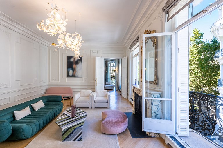 Par070 - Appartement de prestige à Saint Germain