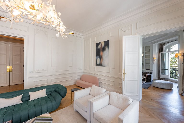 Par070 - Appartement de prestige à Saint Germain