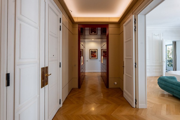 Par070 - Luxury apartment in Saint Germain