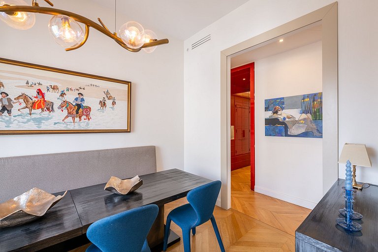 Par070 - Luxury apartment in Saint Germain