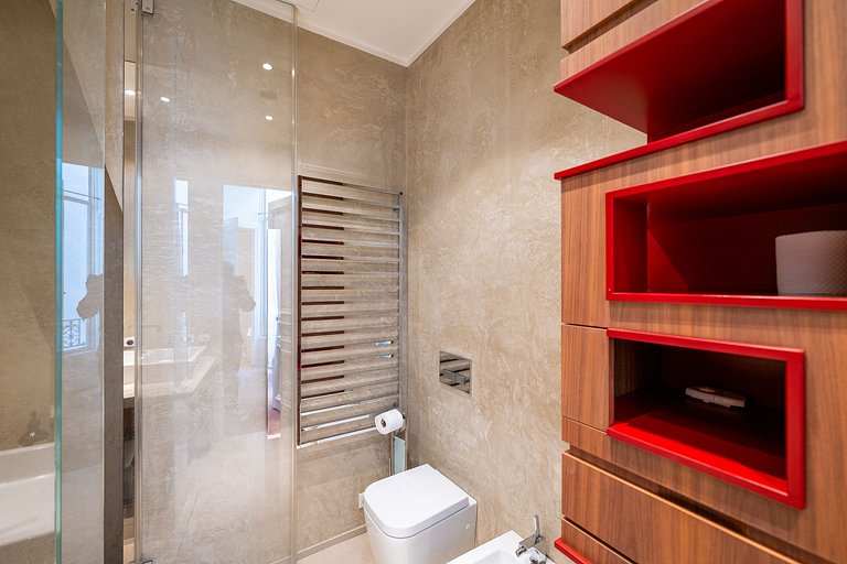 Par070 - Luxury apartment in Saint Germain