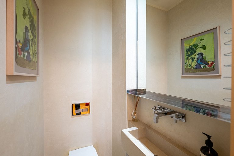 Par070 - Luxury apartment in Saint Germain
