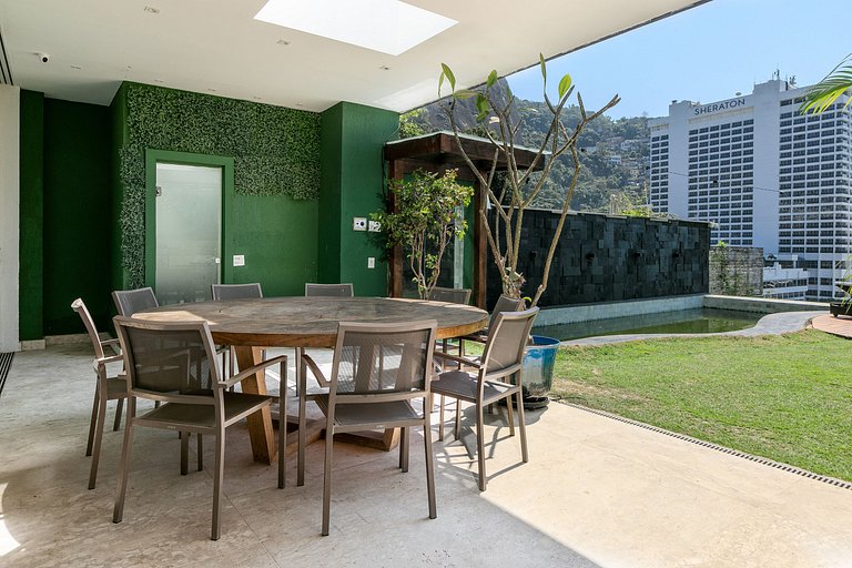 Rio010 - Demeure en bord de mer à Leblon