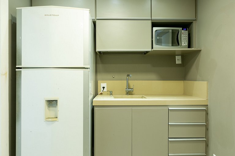 Rio010 - Gran mansión junto al mar en Leblon