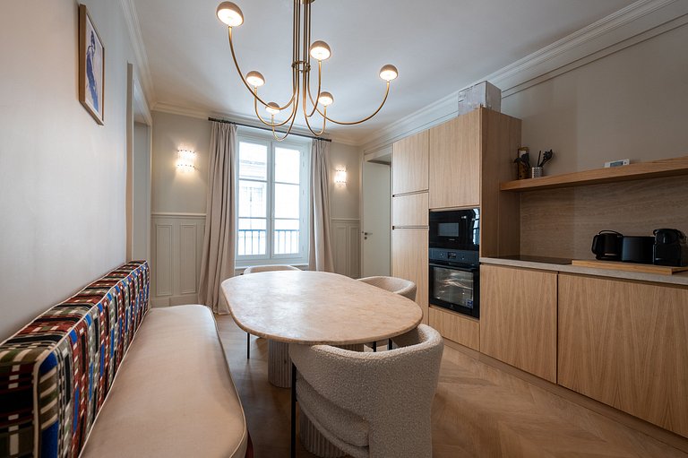 Par044 - Appartement dans le quartier de Vendôme