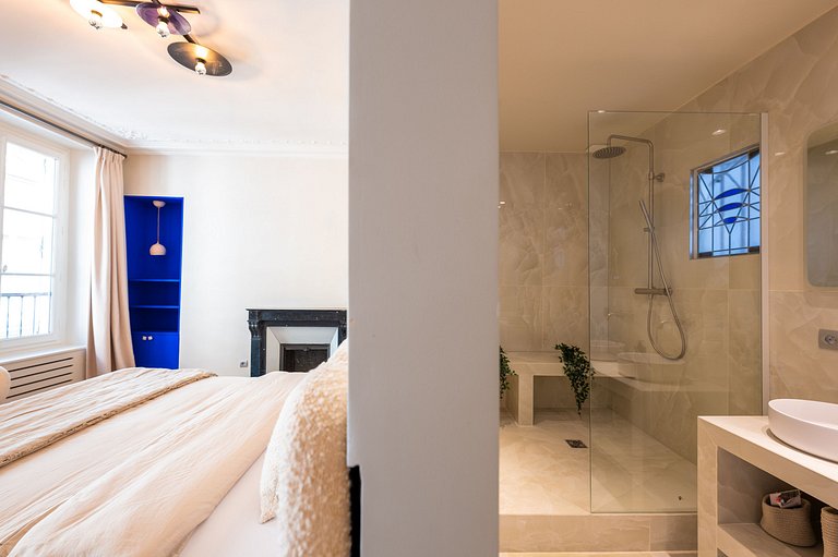 Par044 - Appartement dans le quartier de Vendôme