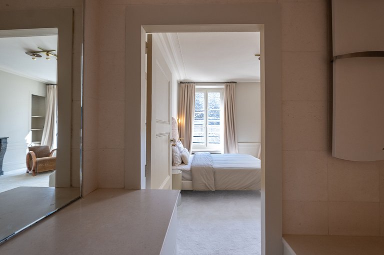 Par044 - Appartement dans le quartier de Vendôme