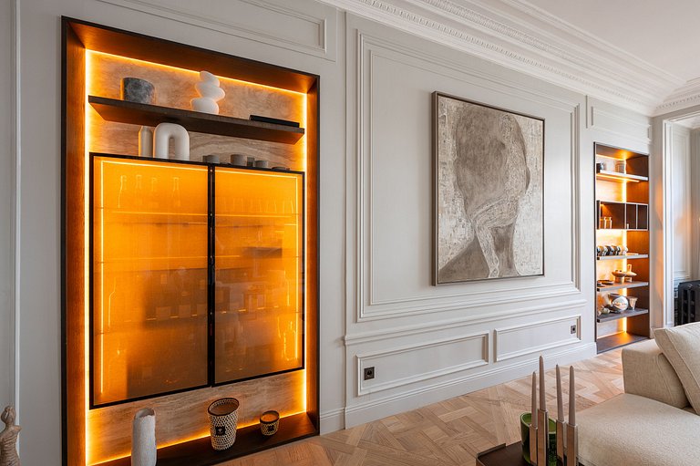 Par072 - Appartement de luxe de 5 chambres