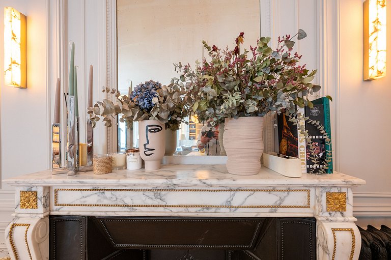 Par072 - Luxury 5 bedroom apartment in Chaillot