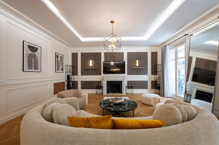 Par058 - Apartamento de luxo no Triângulo Dourado