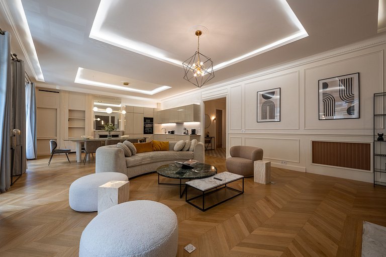 Par058 - Apartamento de luxo no Triângulo Dourado