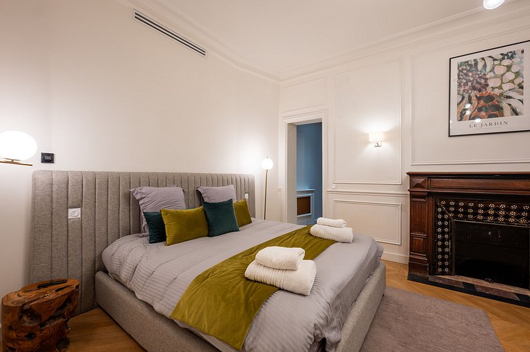 Par058 - Apartamento de luxo no Triângulo Dourado