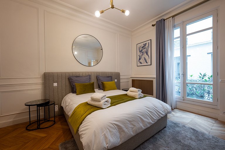 Par058 - Apartamento de luxo no Triângulo Dourado